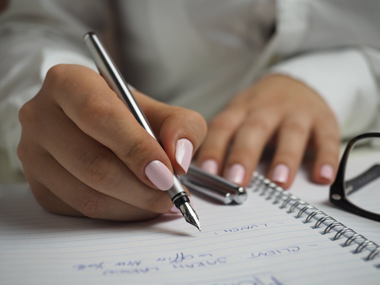 10 Common Handwriting Mistakes Students Make (And How to Fix Them)